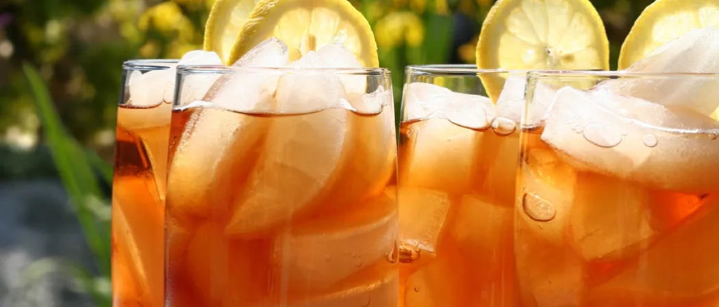 Sweet Fuzzy Beam Cocktail Recipe with Peach Schnapps and Orange
