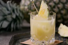 Thumbnail of a video explaining "How to  Make a Pequeña Colada "