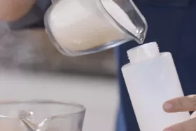Thumbnail of a video - explaining 'How to create a simple syrup'