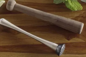Thumbnail of a video - explaining 'How to muddle'