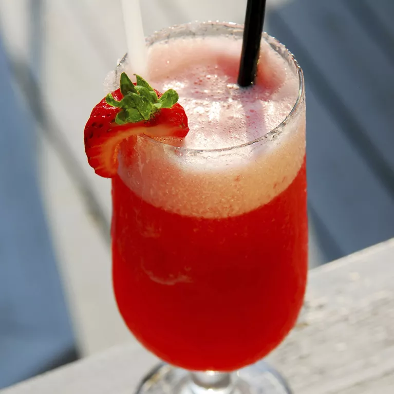 Strawberry Daiquiri | The Cocktail Project