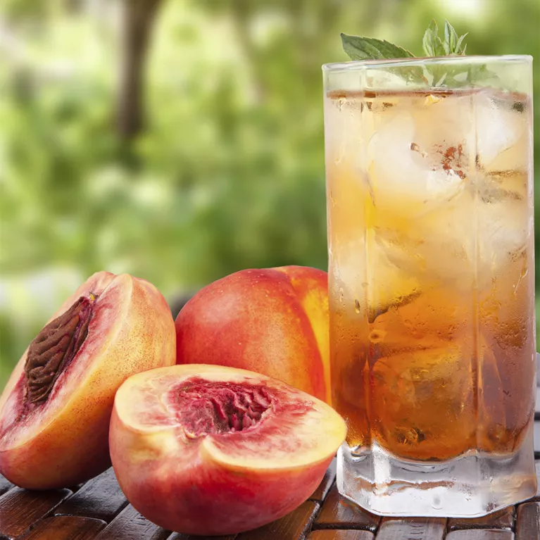 Front Porch Peach Tea  | The Cocktail Project
